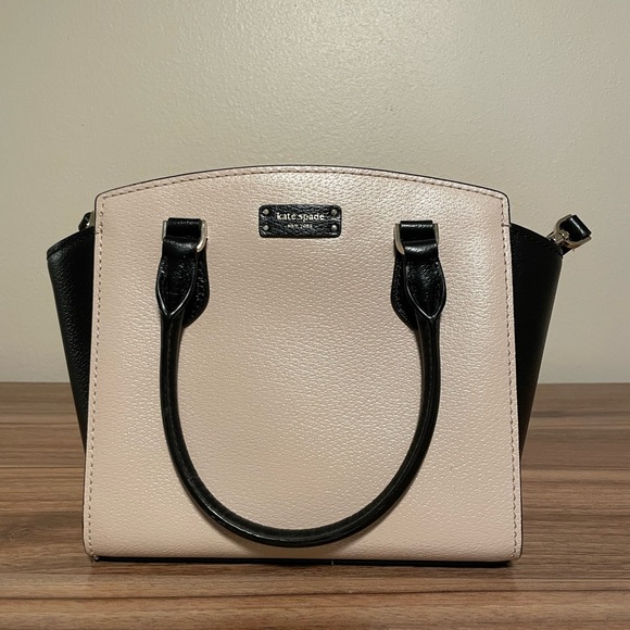 Kate Spade purse - Picture 7 of 7